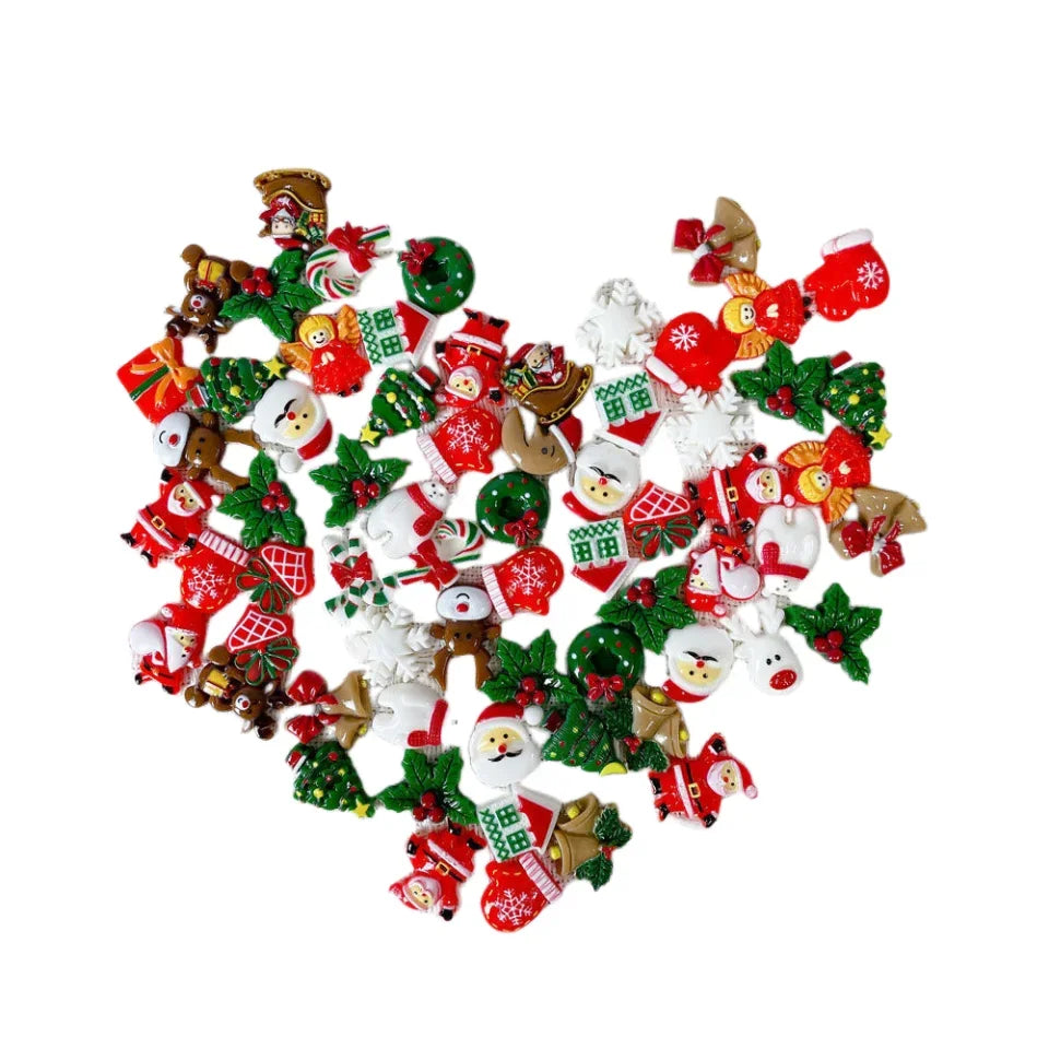 50PCS Random Creative Resin Christmas Mini Items Fun DIY Decoration Christmas Atmosphere Props Supply Snowflake Snowman Material